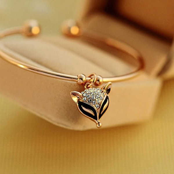 100721-Crystal-Fox-Charm-Golf-Bangle