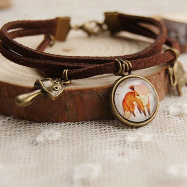 100722-Vintage-Fox-Leather-Bracelet